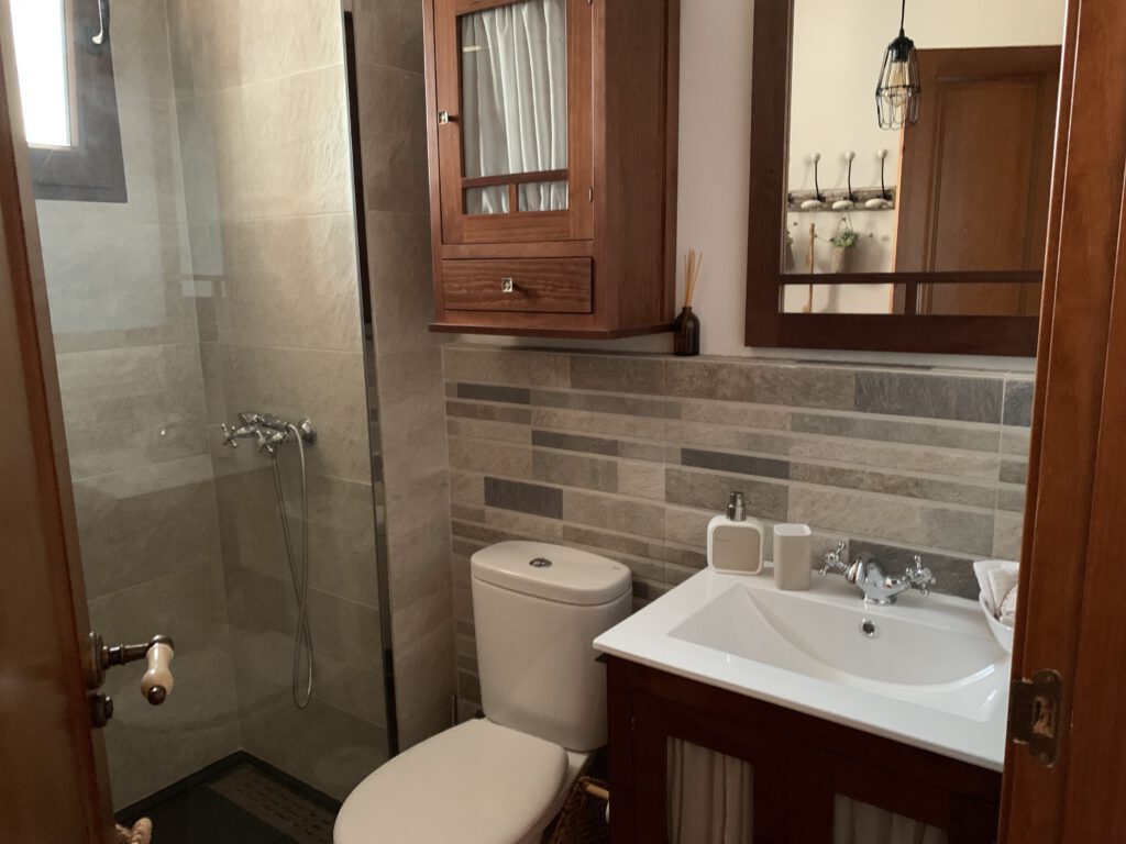 Alojamiento rural en alfafara - Ajedrea Baño