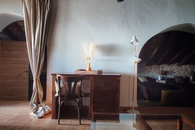 alojamiento rural cerca de valencia - dos entradas