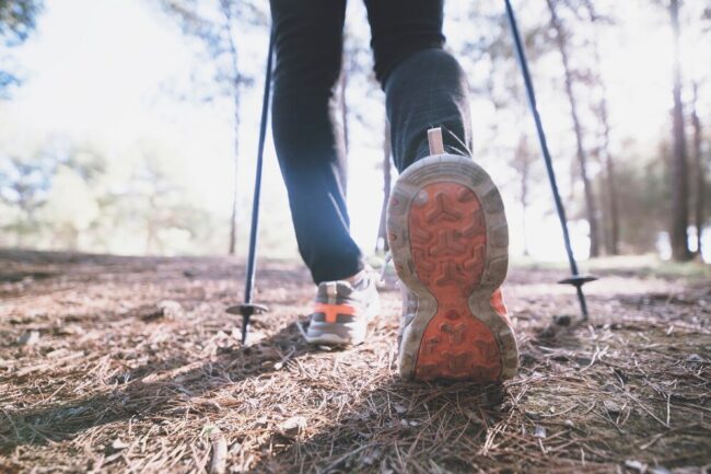 masía en la montaña-andar